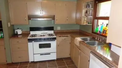 406 E Alyea St, Hebron, IN 46341 photo 5