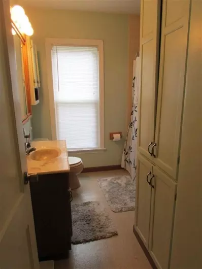 301 E St, La Porte, IN 46350 photo 8