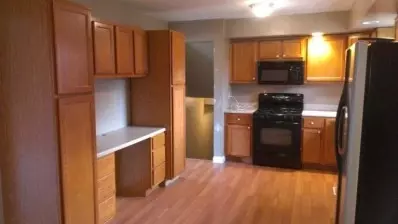 10446 N 477, De Motte, IN 46310 photo 7