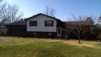 10446 N 477, De Motte, IN 46310 photo 1