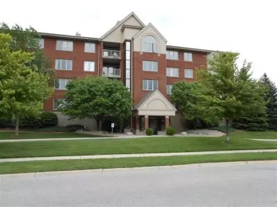 8445 Manor #206, Munster, IN 46321 photo 1