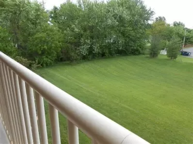 8445 Manor #206, Munster, IN 46321 photo 10