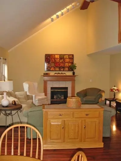 646 Davis Cir, Crown Point, IN 46307 photo 7