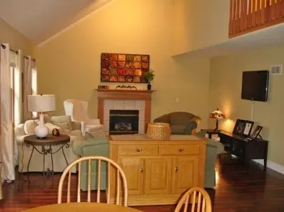 646 Davis Cir, Crown Point, IN 46307 photo 6