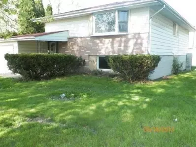 1553 Jennings St, Gary, IN 46404 photo 2