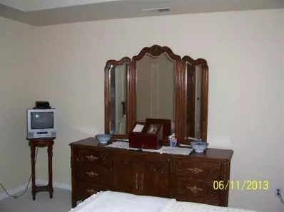 8280 Pointe Dr, Crown Point, IN 46307 photo 6