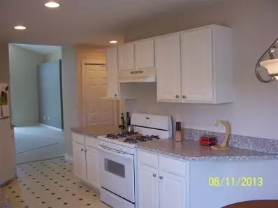 8280 Pointe Dr, Crown Point, IN 46307 photo 2