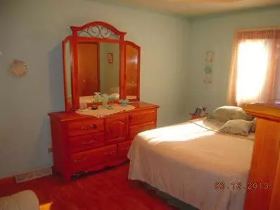 404 Manchester Ct, Griffith, IN 46319 photo 6