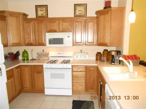10284 Sutton Pl, Munster, IN 46321 photo 7