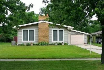 7724 Indian Boundary Ave, Gary, IN 46403 photo 1