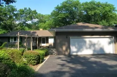 1529 N Broad St, Griffith, IN 46319 photo 1