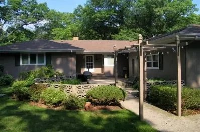 1529 N Broad St, Griffith, IN 46319 photo 2