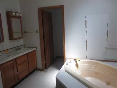 1408 E 950, Wheatfield, IN 46392 photo 9