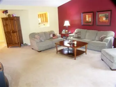 7012 Tompkins Ct, Griffith, IN 46319 photo 5