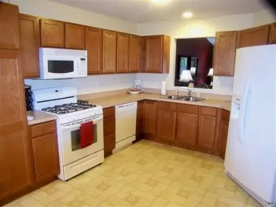 7012 Tompkins Ct, Griffith, IN 46319 photo 8