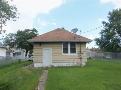 625 W 39th Pl, Gary, IN 46408 photo 2