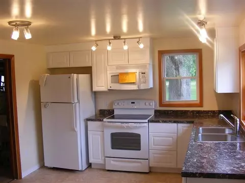 316 E Walnut, Morocco, IN 47963 photo 8