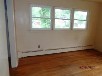 6341 E 3rd Ave, Gary, IN 46403 photo 9