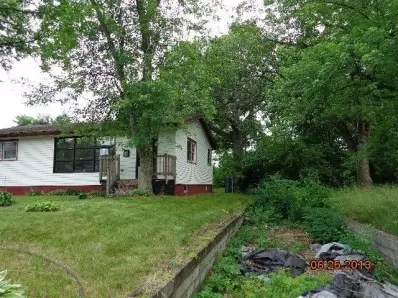6341 E 3rd Ave, Gary, IN 46403 photo 3