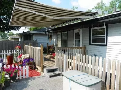 8742 Manor Ave, Munster, IN 46321 photo 4
