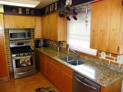 8742 Manor Ave, Munster, IN 46321 photo 10