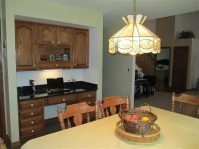 7211 N Rustic Dr, De Motte, IN 46310 photo 10