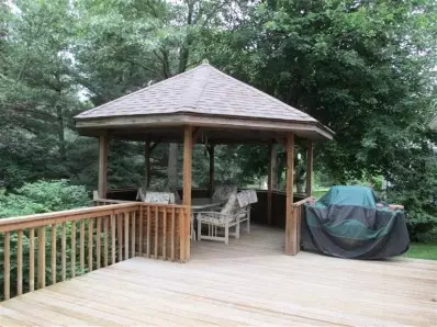 7211 N Rustic Dr, De Motte, IN 46310 photo 4