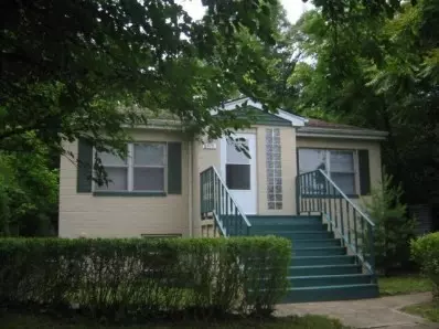 8419 Maple Ave, Gary, IN 46403 photo 1