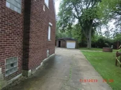 4660 Delaware St, Gary, IN 46409 photo 8