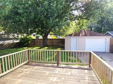 7018 Birch Ave, Hammond, IN 46324 photo 10