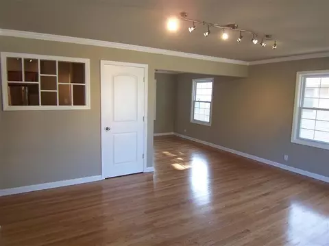 7018 Birch Ave, Hammond, IN 46324 photo 2