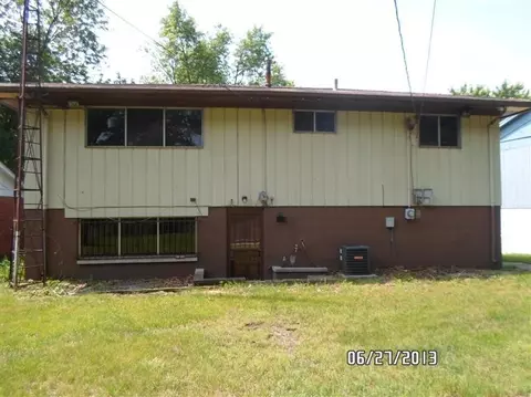 4126 E 5th Pl, Gary, IN 46403 photo 2