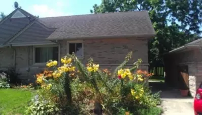 8444 Walnut Dr, Munster, IN 46321 photo 2