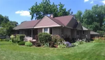 8444 Walnut Dr, Munster, IN 46321 photo 1