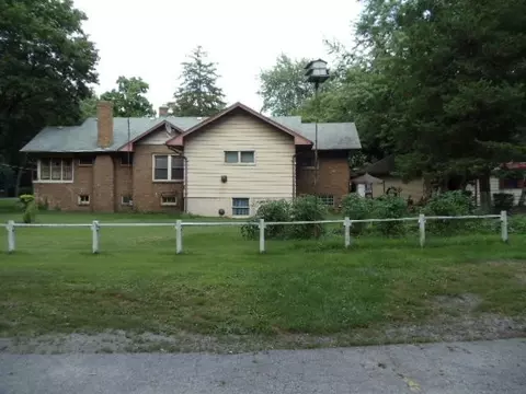 1817 Elm St, Griffith, IN 46319 photo 4