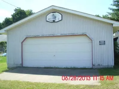 113 E Front St, New Carlisle, IN 46552 photo 4