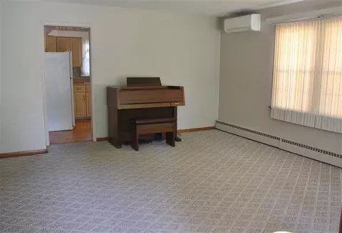 611 W Pine St, Griffith, IN 46319 photo 3
