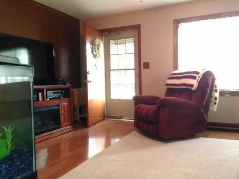 17820 Henry St, Lansing, IL 60438 photo 3