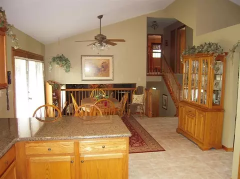 9571 Dover Ln, Saint John, IN 46373 photo 6