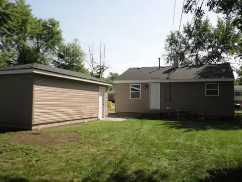 116 N Jay St, Griffith, IN 46319 photo 2
