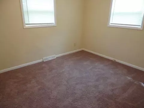 116 N Jay St, Griffith, IN 46319 photo 7