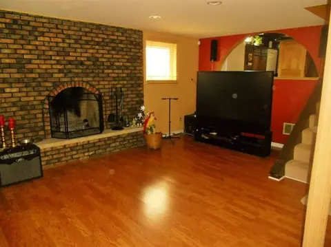 9601 Walnut Dr, Munster, IN 46321 photo 8