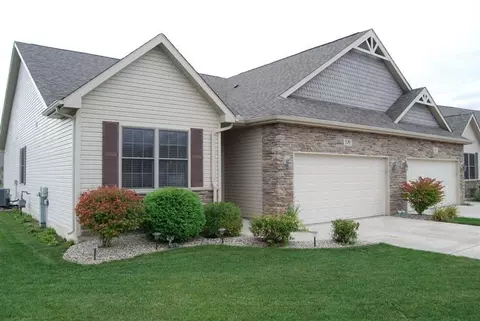 539 Clover Ln, Griffith, IN 46319 photo 2