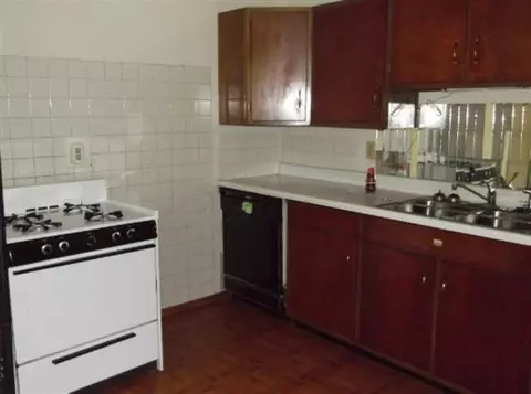 1571 Whitcomb St, Gary, IN 46404 photo 5