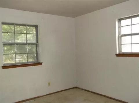 1571 Whitcomb St, Gary, IN 46404 photo 7