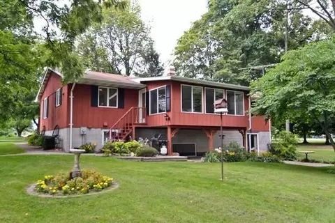 242 E 650, Valparaiso, IN 46383 photo 10