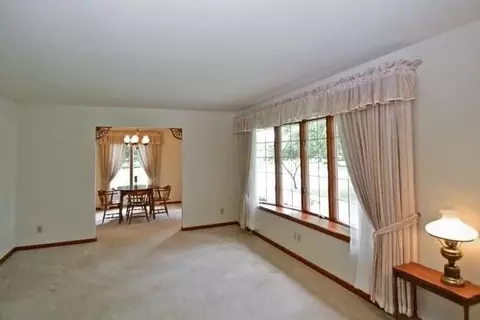 242 E 650, Valparaiso, IN 46383 photo 5