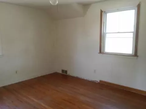 322 Gregory Ave, Munster, IN 46321 photo 7