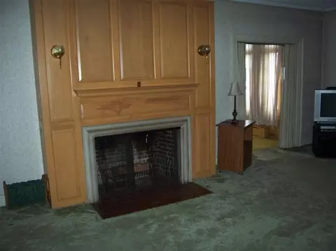 668 Pierce St, Gary, IN 46402 photo 9
