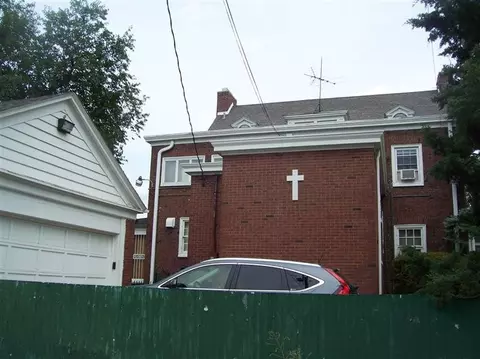 668 Pierce St, Gary, IN 46402 photo 3